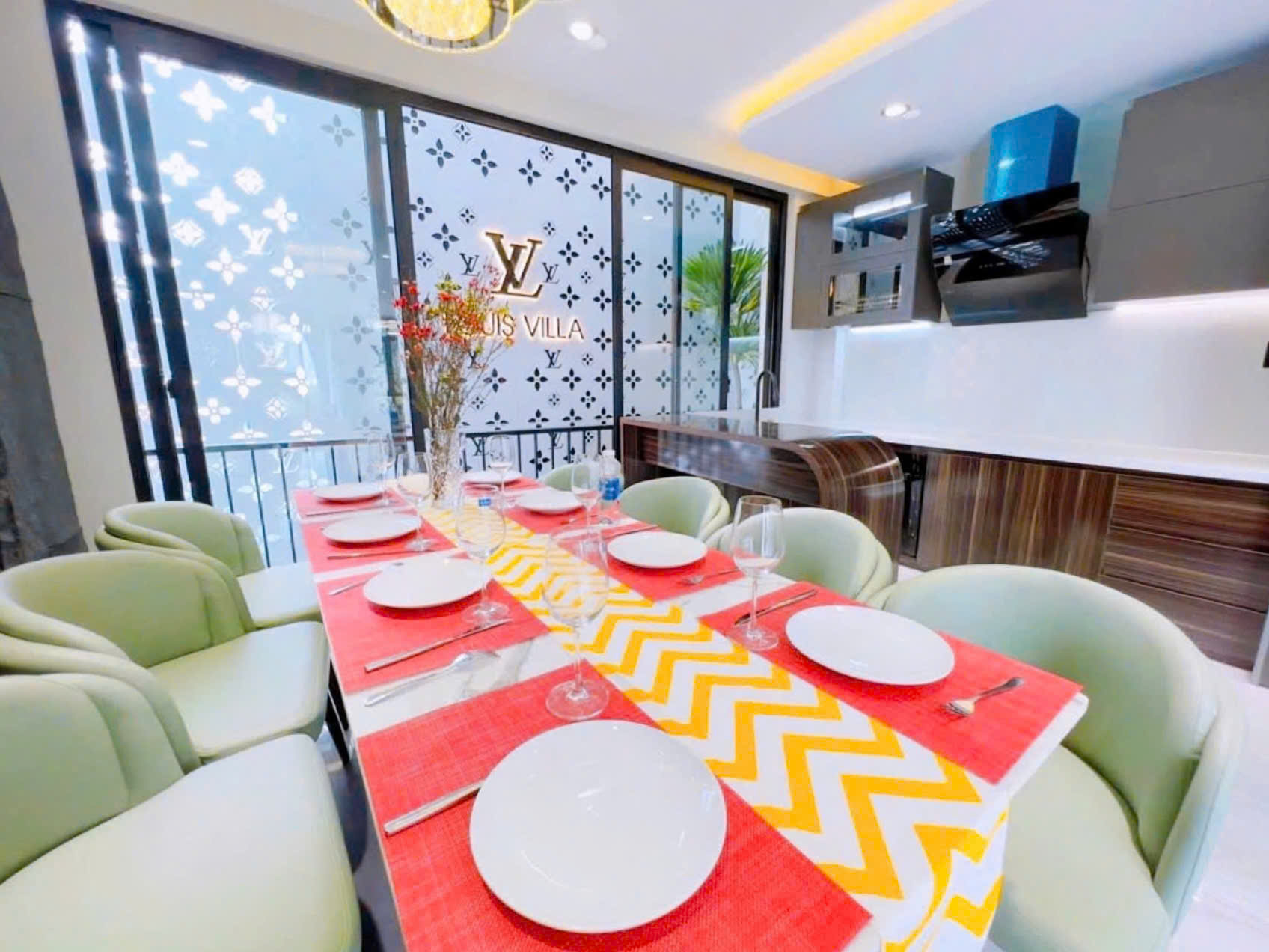 NHÀ THÔNG MINH ĐẲNG CẤP TẠI QUẬN GÒ VẤP, Căn góc HẺM XE TẢI, Diện tích 260 m2, 5 Tầng, Giá - Ảnh chính
